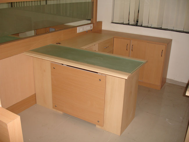 Wooden Office & Shop Furniture